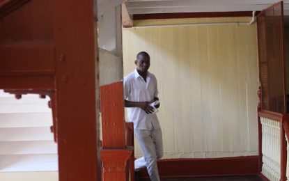 Bus driver breaks friend’s foot then takes him to the hospital