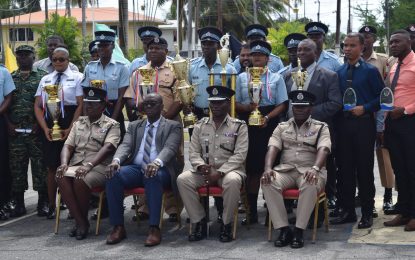 2600 receive awards at Police Force’s annual prize-giving ceremony