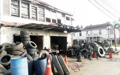 Agricola tyre shop operations hinder traffic flow on EBD public road