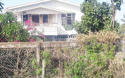 Bandits give victim medication after he complained of heart pain