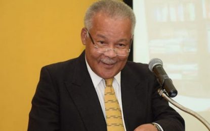 Owen Arthur-led Commonwealth observer team arrives