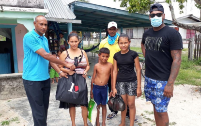 Essequibo T20 Bash Cricket Committee donates hampers