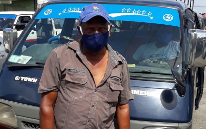 Traffic Chief wants bus and taxi drivers to wear masks
