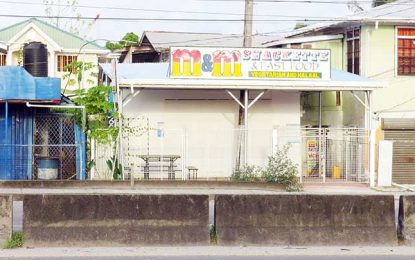 Motorcycle bandits rob M&M Snackette