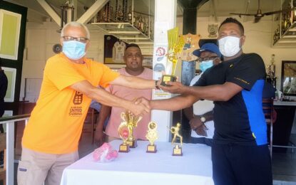 Payless Allstars overcome Savage XI