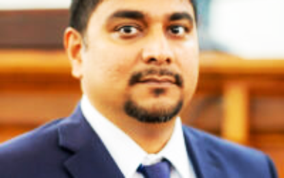 Datadin denies conflict of interest in Lowenfield fraud trial