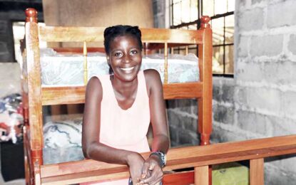 Hands of Change and Comfort Sleep bring early Christmas cheer to Linden Family