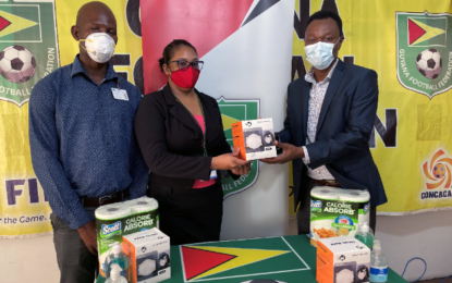 Muneshwers Ltd supports Golden Jaguars’ World Cup journey with health products