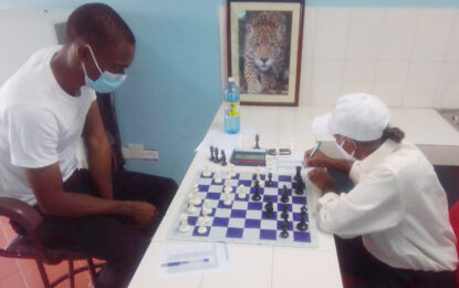 Drayton register win on day one