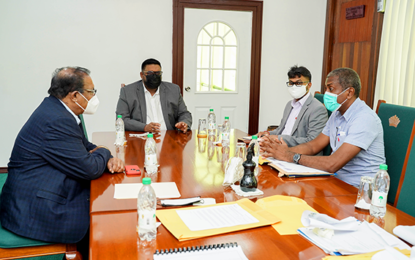 Govt. commits to paying $100M advance taxes to City Hall