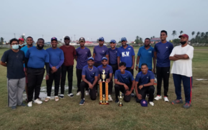 Ogle CC overcome Lusignan in GCB/ECCC T/10 final