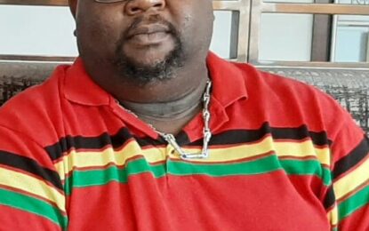 Dorado Speed Swim Club pays tribute to its fallen President Maurice Watson