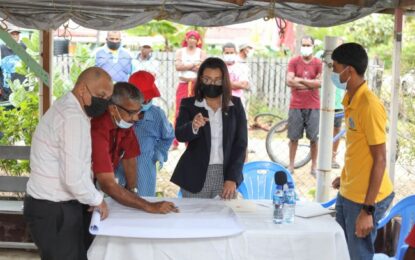 Minister Rodrigues commits to resolving age-old Bee Hive land issue