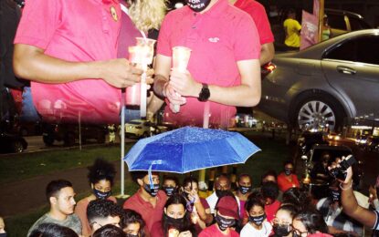 Family, friends hold candle light vigil as cops track down ‘Paper Short’s’ killers