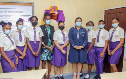 Minister Manickchand commissions country’s eight smart classroom at President’s College