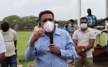 Agri. Minister vows to help farmers reduce losses with value-added techniques