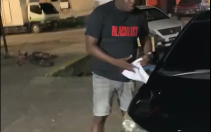 Man punches policeman for serving summons on him