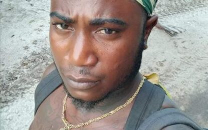 Sleeping barber chopped by drunken friend