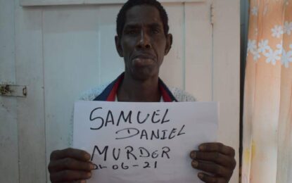 Goedverwagting man remanded for knifing wife to death