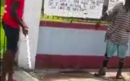 Man walks to police station after beaten unconscious in front court