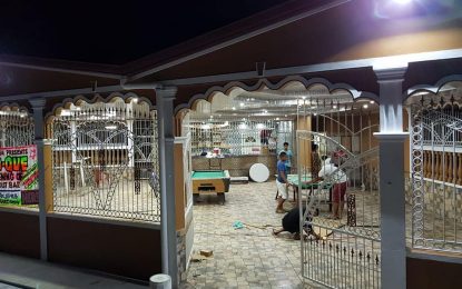 Police called in after drunken brawl erupts at bar