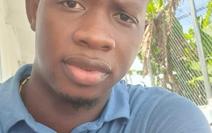 Police corporal charged for extorting $400,000, released on bail