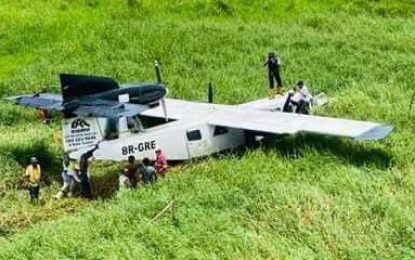 Plane crash lands in swamp at Eccles backlands