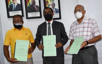 Banks DIH, union sign multi-year wage package for workers