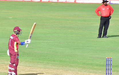 Dads enjoy ‘son-day’ at warm-up match