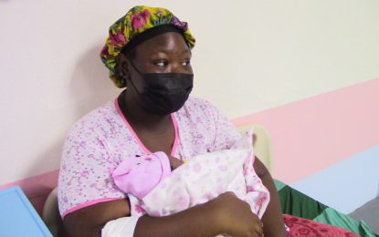 Mother delivers baby in hire car at GPHC