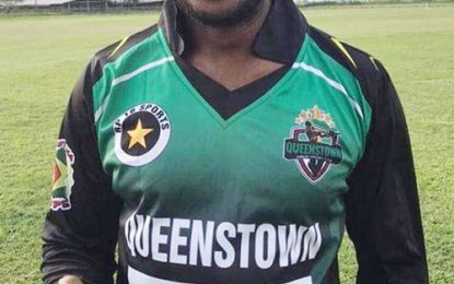 Wallace (6-15) spurs Queenstown to victory as Simons’ memorial tournament bowls off