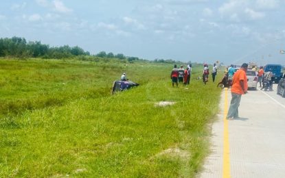 Minibus careens off new Mandela-Eccles 4 lane highway