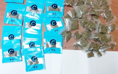 Man caught selling ganja arrested