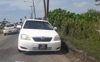 ‘Taxi driver’ seen beating, forcing woman into car on Cemetery Road