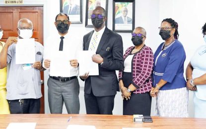 Public Service credit union now offering paternity leave