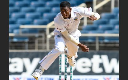 Paul’s 5-41 triggers dramatic Red Force collapse despite fifties from Solozano & Mohammed
