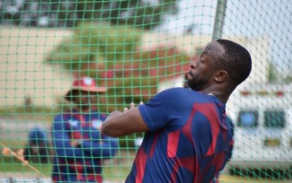 Kemar Roach added to West Indies Test squad