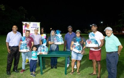 Dozens Turn Out for Beginners Golf Event