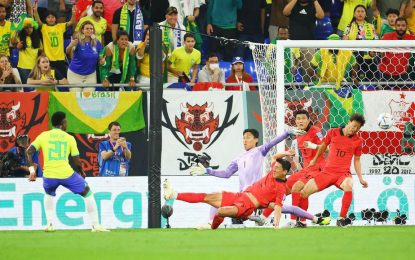 Imperious Brazil smash Koreans 4-1 to reach quarters