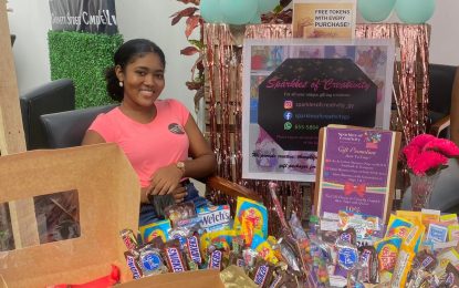 ‘Sparkles of Creativity’ for amazing gift packages