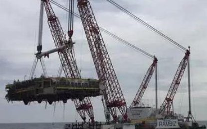 U.S committee weighing risk of Exxon, Shell plan to walk-away from California oilfields