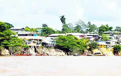 Venezuelan gangs harassing river passengers in Cuyuni River