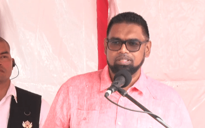 President announces one-month bonus for Joint Services 