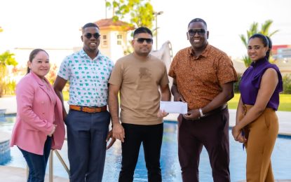 Team Mohamed’s makes a generous contribution