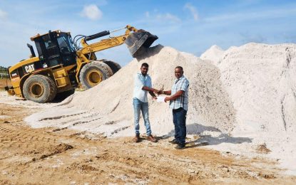 Nasrudeen Mohamed & Jumbo Jet Auto Sales gives back to the community of Bush Lot