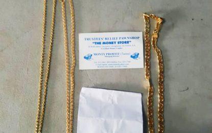Three years late cops still investigating ‘switching gold chain’ at Anna Regina Police Station
