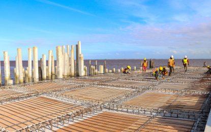 Hundreds of millions to supervise construction of four stellings