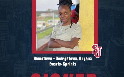 Karese Lloyd gets ‘full ride’ from St John’s University