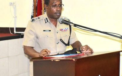 Hicken says: 21 cops before the court on criminal charges