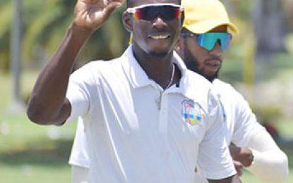 Jordan and Sinclair help restrict home team on Day one